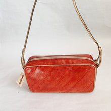 Load image into Gallery viewer, Snakeskin Leather Camera Bag
