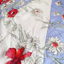 Load image into Gallery viewer, Foral Silk Scarf
