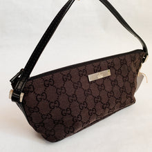 Load image into Gallery viewer, Gucci Canvas Boat Bag
