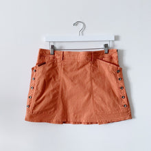 Load image into Gallery viewer, D&amp;G Mini Skirt - 30
