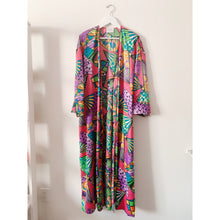 Load image into Gallery viewer, Mary McFadden 1980s Physcadellic Robe - OS
