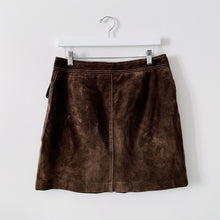 Load image into Gallery viewer, Suede Front Zip Mini Skirt - 6
