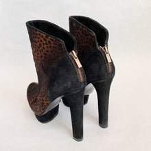 Load image into Gallery viewer, Pelle Moda Cowhide Platform Booties - 6
