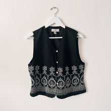 Load image into Gallery viewer, Silk Embroidered Vest
